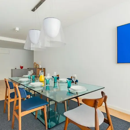 Elegant Retreat With Pool